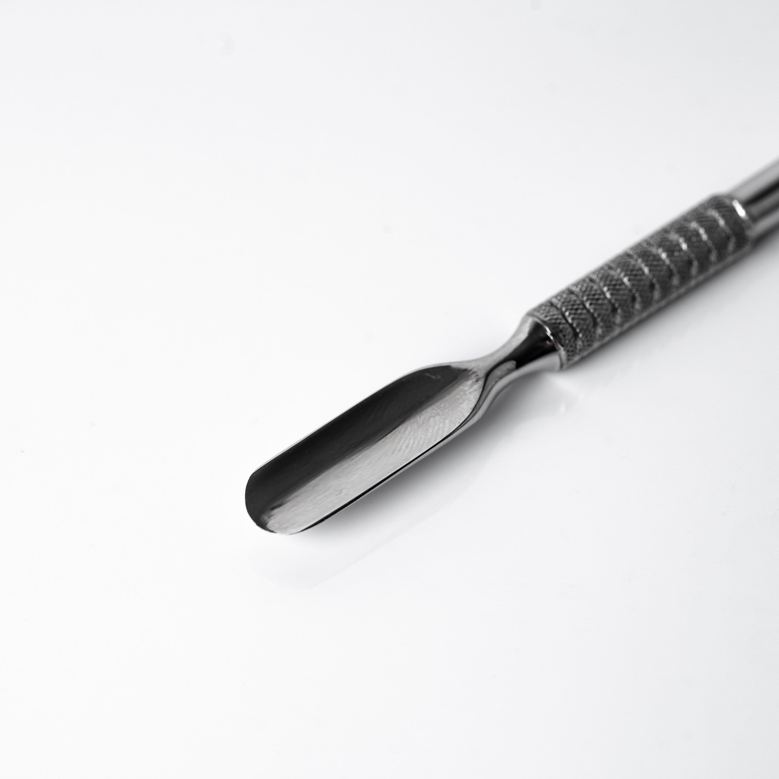 Pogurivač za zanoktice m-03